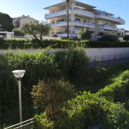 Les Palmiers: Apt 2 Prs, Piscine, Parking Апартаменты *