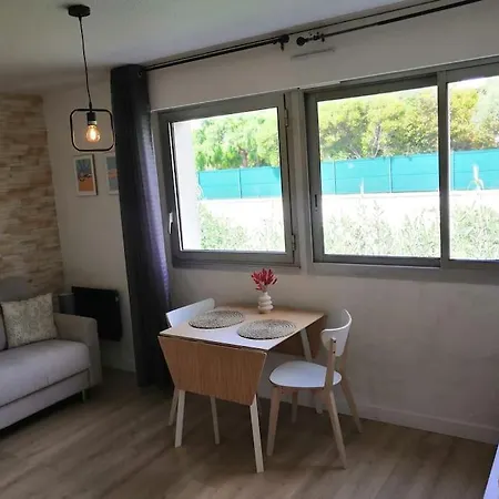 Les Palmiers: Apt 2 Prs, Piscine, Parking Апартаменты *
